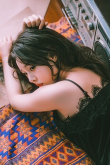 电影妈妈的绣感